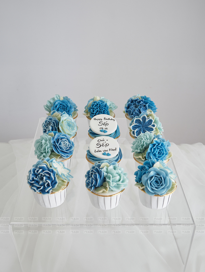 Cupcakes Butter Flowers