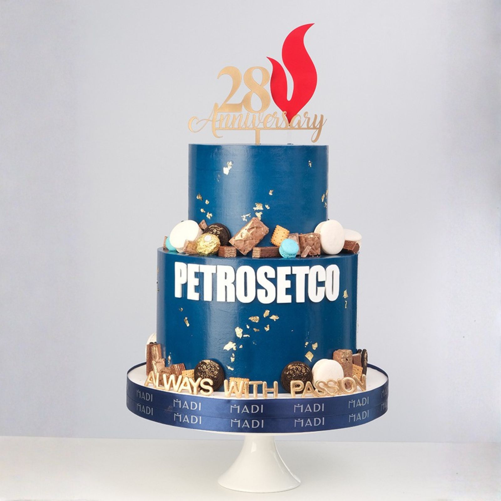 bánh kem chúc mừng sinh nhật công ty PETROSETCO