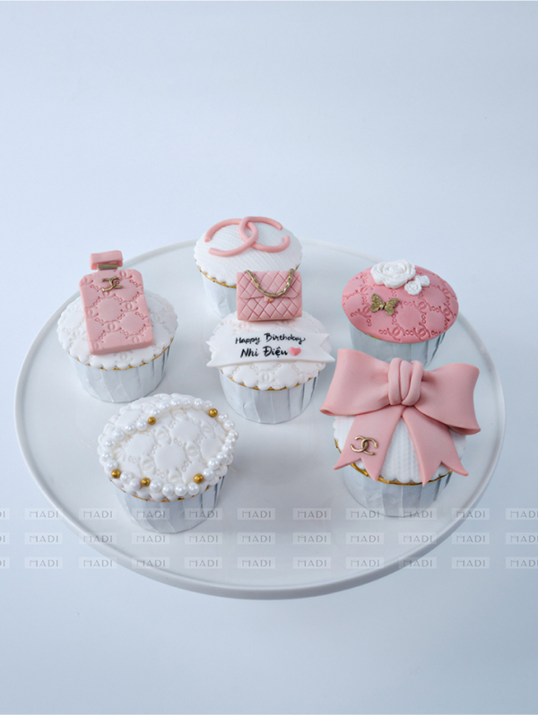 Cupcakes Thời trang Chanel