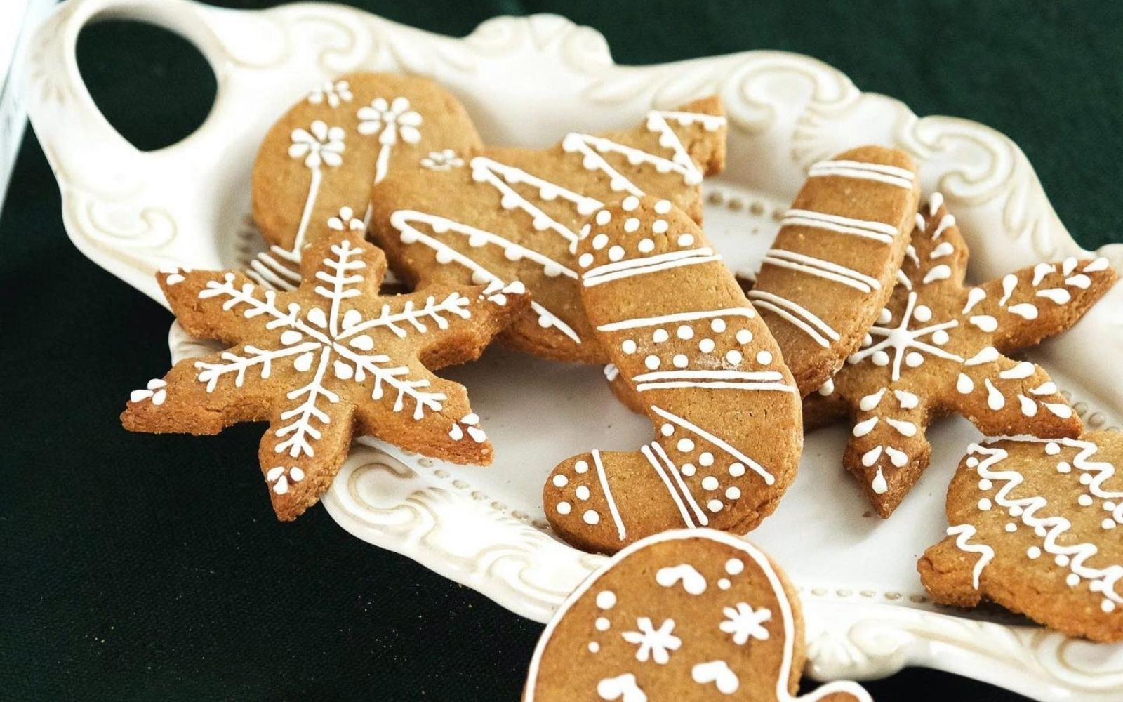 Cookie mềm thơm, ngọt nhẹ trong từng miếng nhỏ – điểm dễ cảm nhận khi phân biệt bánh Biscuit và Cookie
