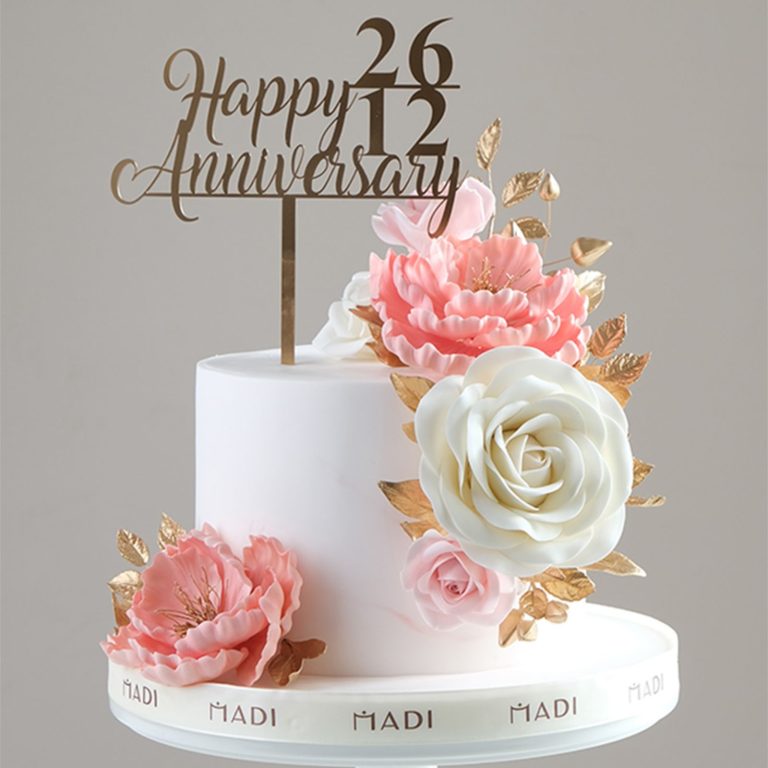 Làm bánh sự kiện theo yêu cầu cho kỷ niệm ngày cưới, lưu giữ dấu ấn tình yêu bền lâu và hạnh phúc
