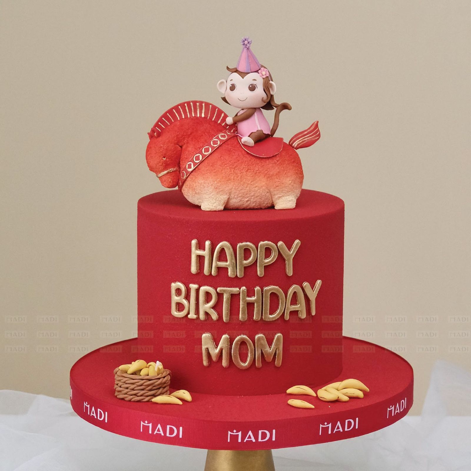 Bánh kem sự kiện sinh nhật Mẹ gói ghém niềm vui, may mắn và những lời chúc dịu dàng nhất