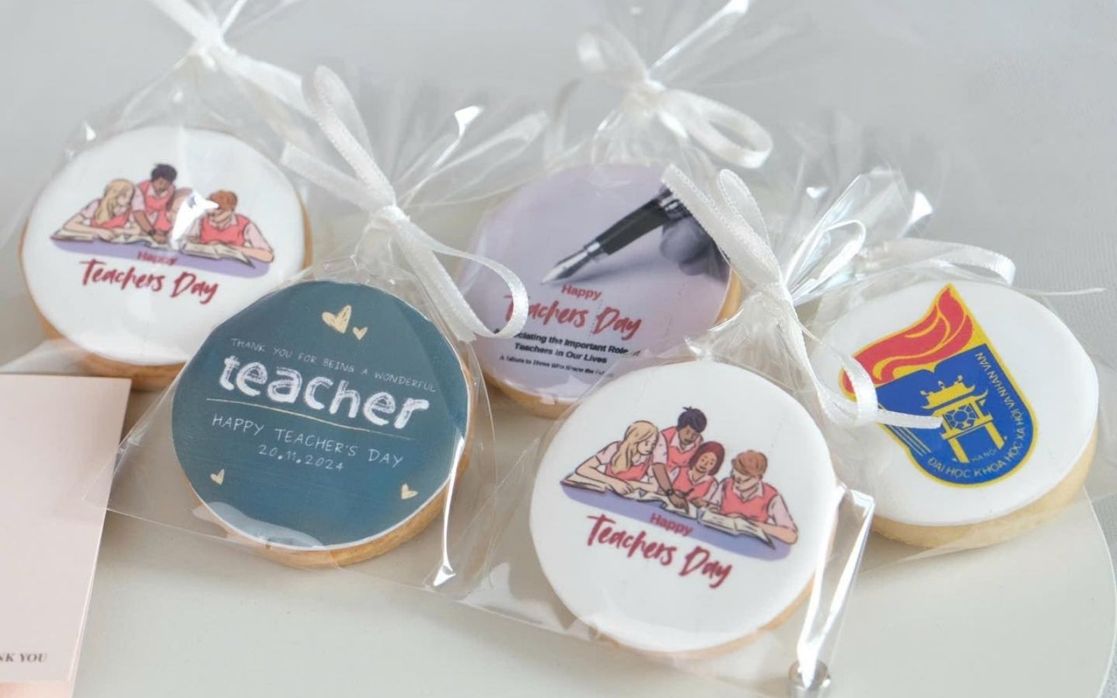Bánh Cookie tri ân thầy cô, món quà nhỏ ý nghĩa trong set bánh Biscuit và Cookie của MaDi