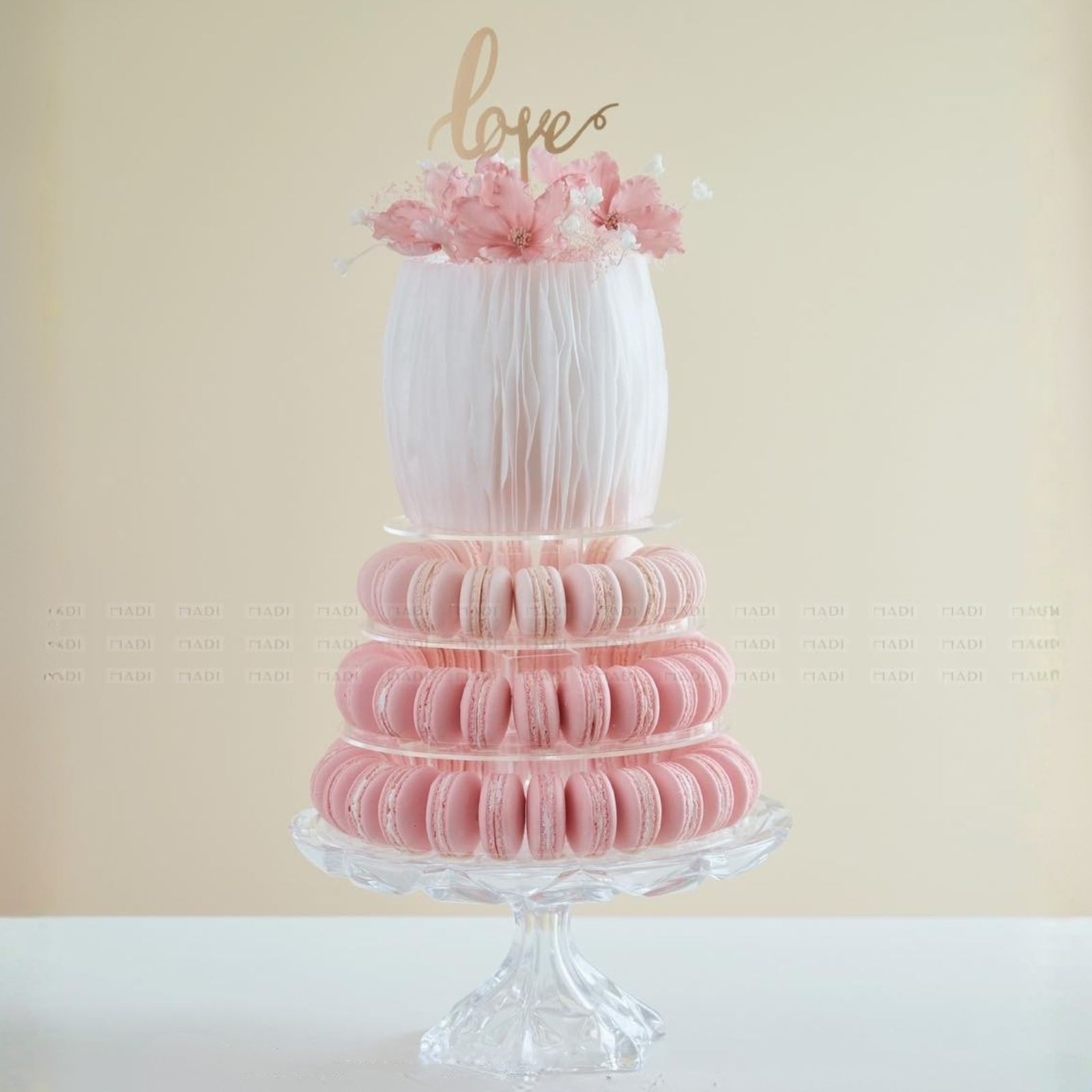 Sắc hồng pastel ngọt ngào hòa cùng lớp Macaron tinh xảo – nét đặc trưng khi phân biệt Macaron và Macaroon