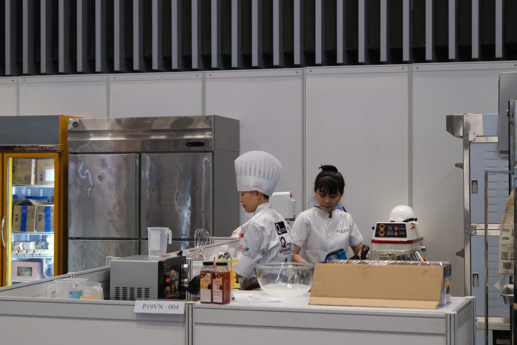 MaDi thi đấu tại gian bếp Vietnam Bakery Cup 2024