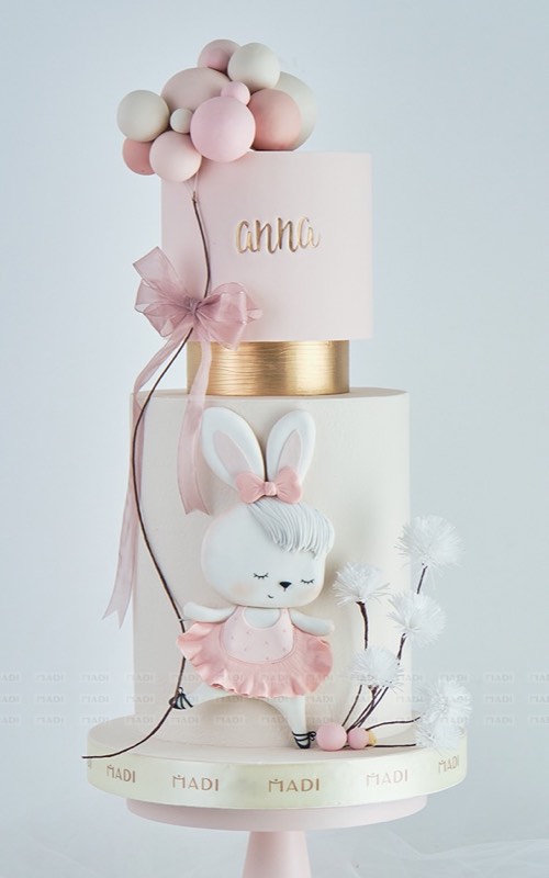 Bánh kem đầy tháng size lớn hai tầng khổ 26cm cho tiệc đông khách tại MaDi