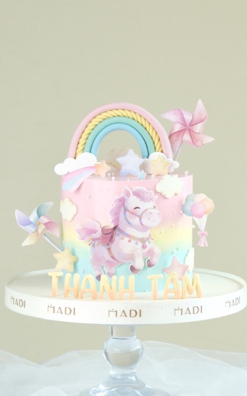 Bánh kem thôi nôi đẹp tông pastel tạo hình ngựa cầu vồng size 16cm tại MaDi