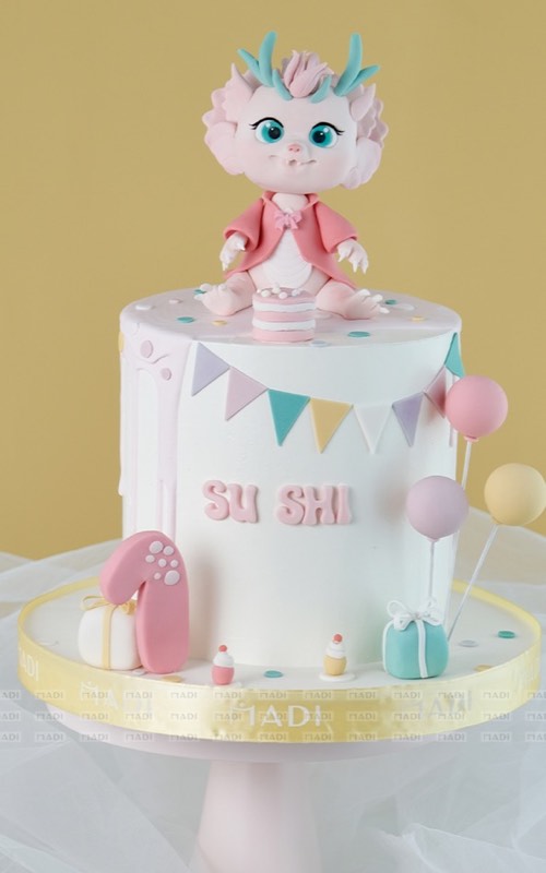 Bánh kem thôi nôi bé tuổi Rồng tạo hình bé rồng size 16cm tại Tiệm Bánh MaDi