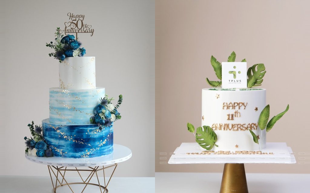 Hai mẫu bánh nhiều tầng cho phần khai tiệc của kịch bản tiệc tất niên